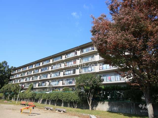 サンヴェール高槻5棟外観（南東側から）