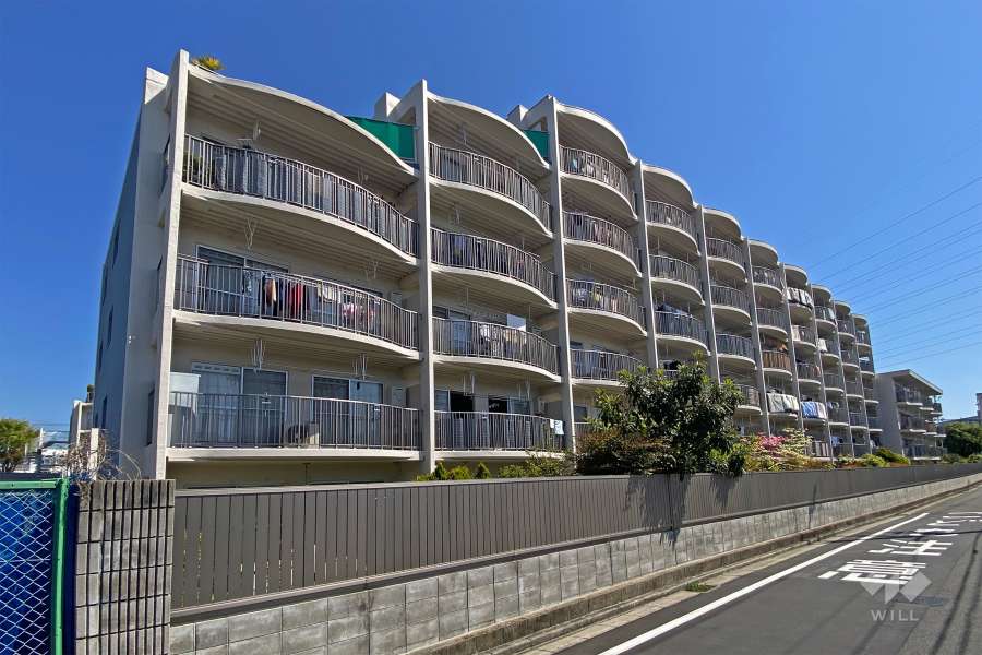 さんくれーる高槻の外観（南西側から）