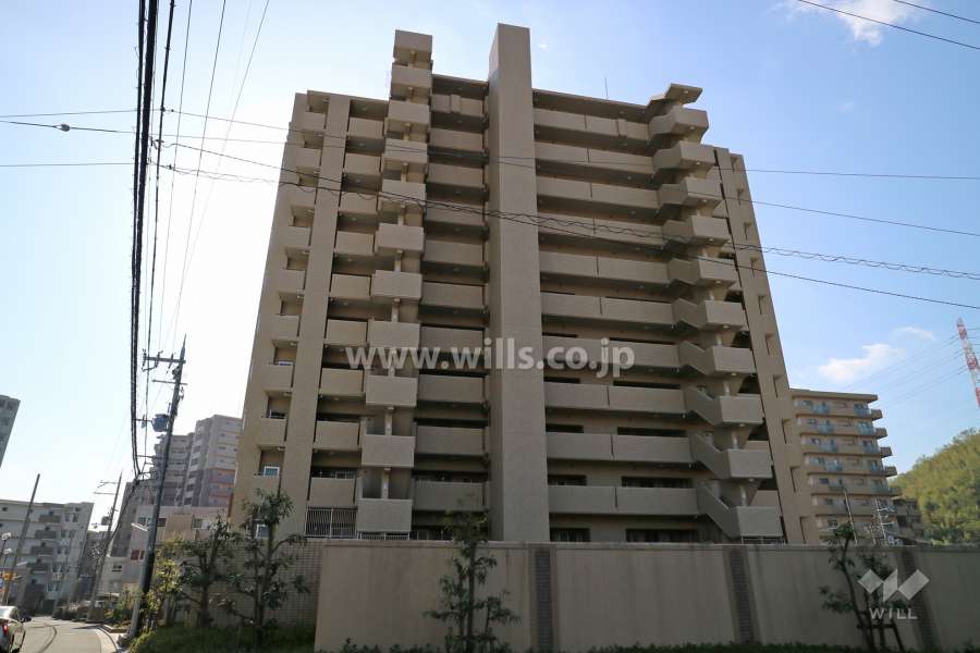 ジオコスモ上牧駅前ブリリアントコートの外観（北東側から）