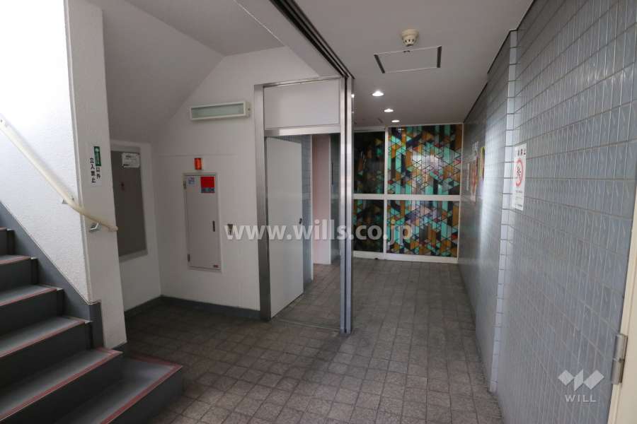 エントランスホール