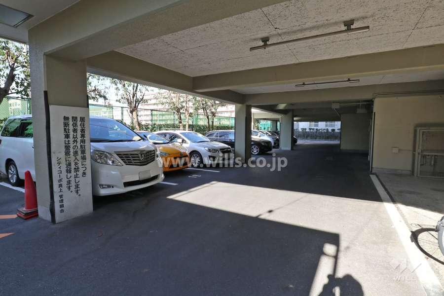 敷地内駐車場(屋外平面式)