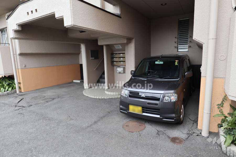 敷地内駐車場(屋内平面式)