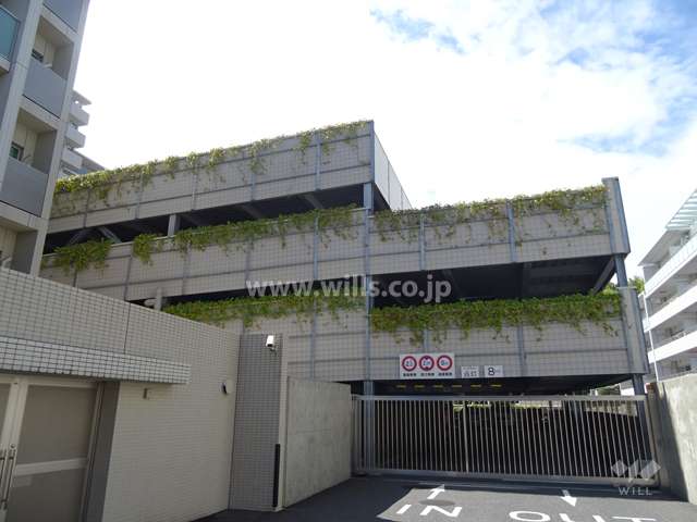 敷地内駐車場（自走式）