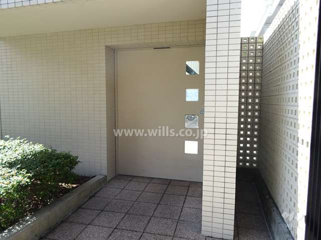 駐輪場出入り口