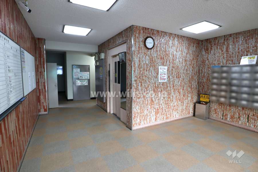 エントランスホール