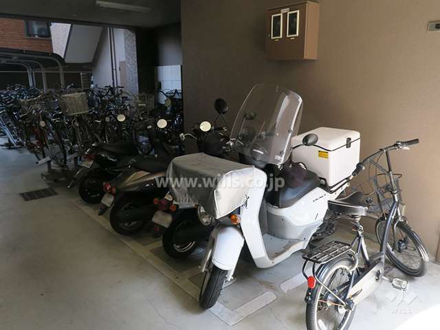 バイク置場