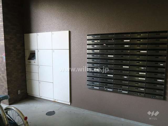 宅配ボックスと郵便ボックス