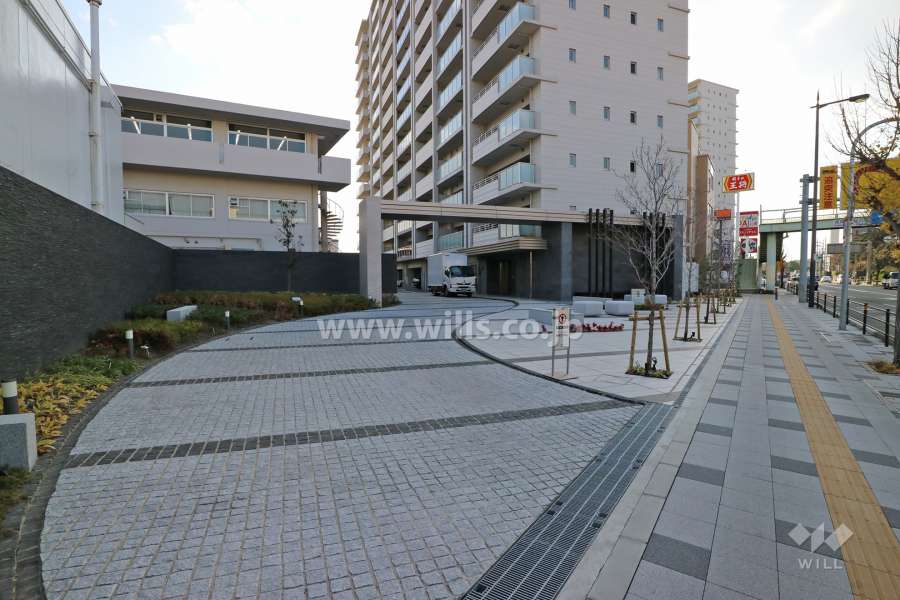 エントランスアプローチ