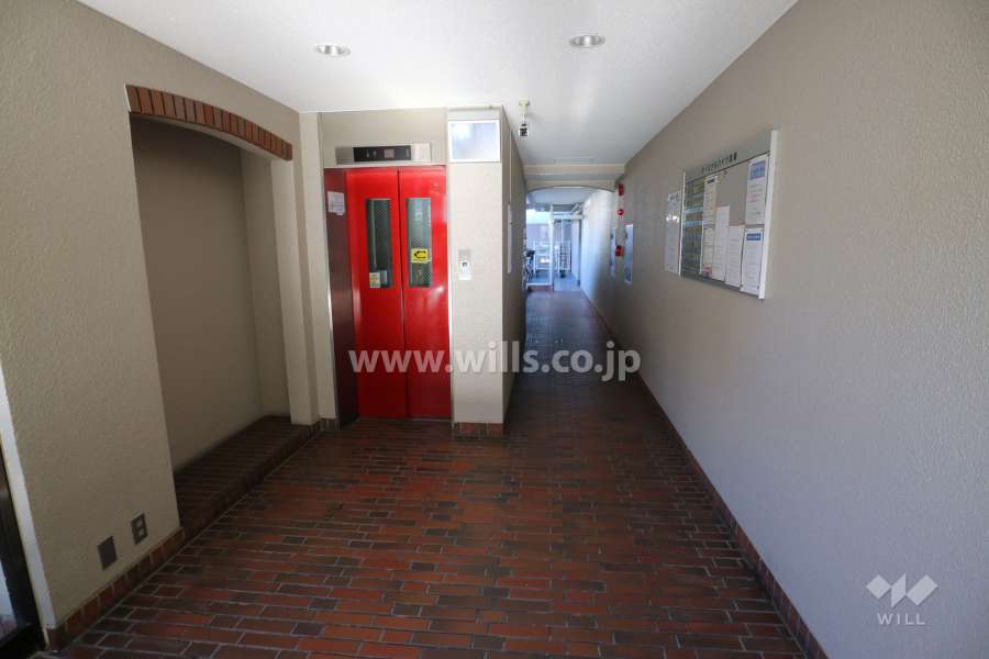 エントランスホール