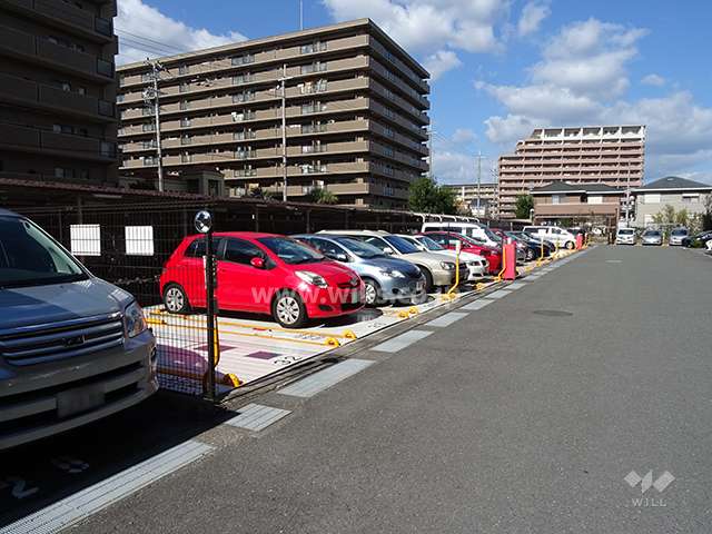 敷地内駐車場（屋外機械式）