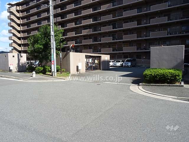 駐車場の出入り口