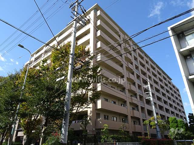 パークホームズ高槻の外観（南東側から）