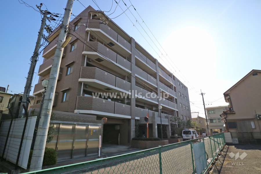 ファミール高槻北園町の外観（北西側から）