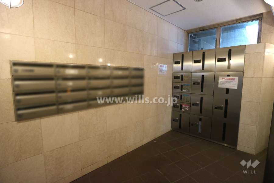 共用ポストと宅配ボックス