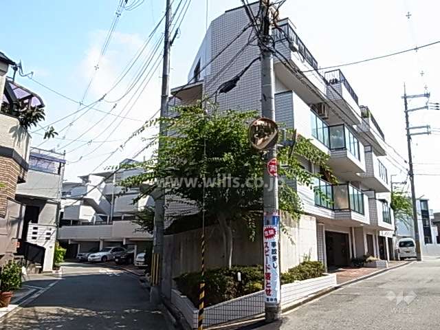 ライオンズマンション豊中上野東第２の外観（北西側から）