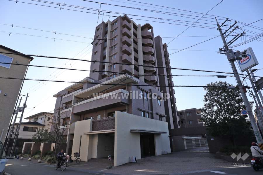 プラウド高槻真上町の外観(東側から)