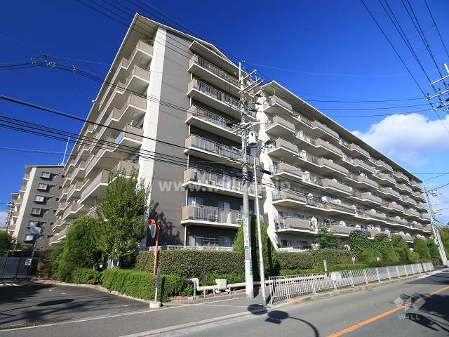 マイシティ高槻の外観（南東から）