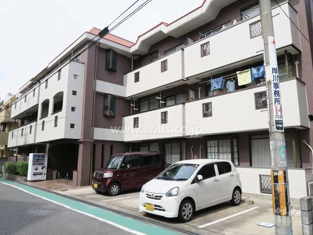 メゾン高槻の外観（南西側から）