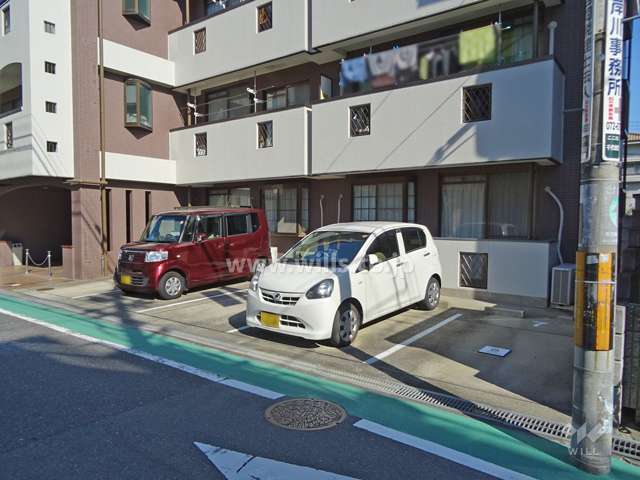 敷地内駐車場(屋外平面式)