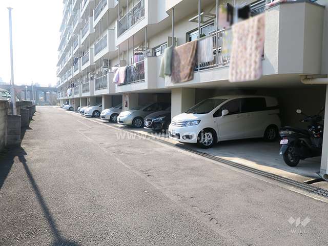 敷地内駐車場（屋内平面式）