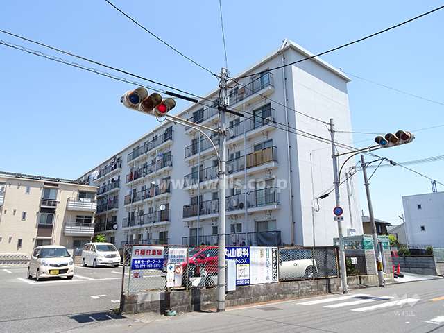 メゾン津之江の外観（南西側から）