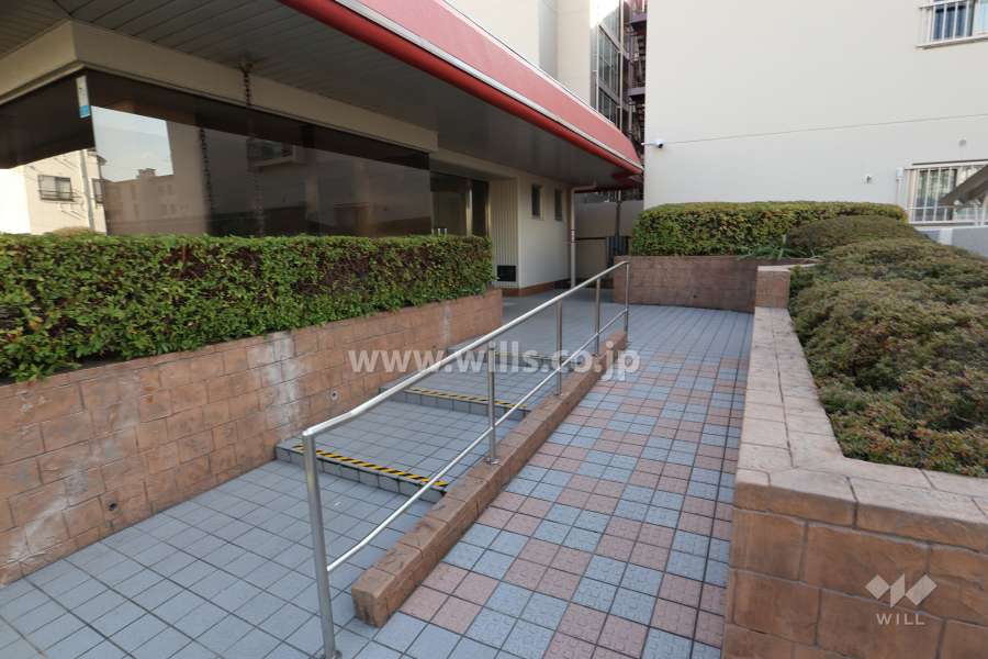 エントランスアプローチ