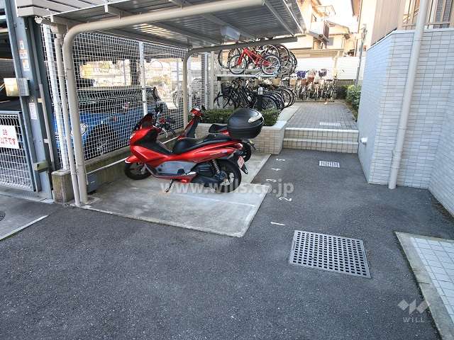 バイク置場