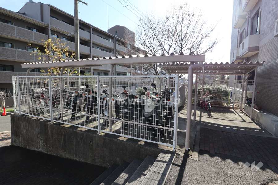バイク置き場