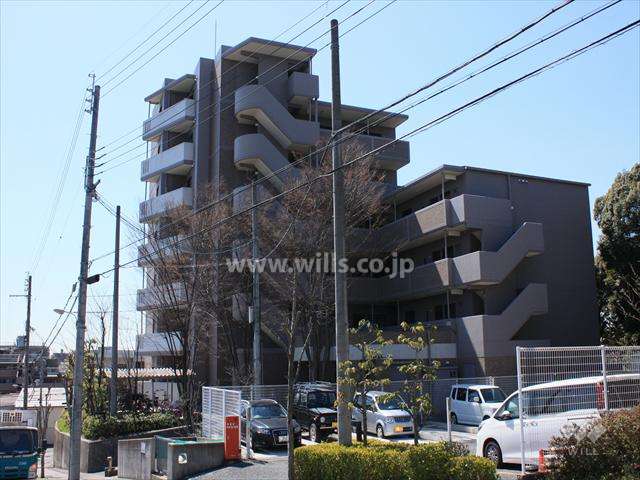 ライフフィールドハイム高槻参番館の外観（北東側から）