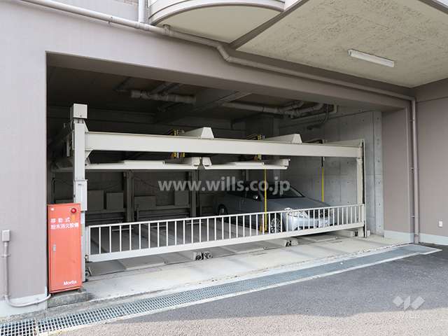 敷地内駐車場（屋内機械式）