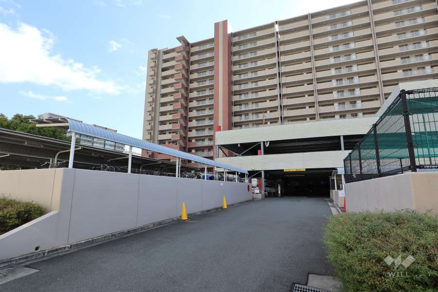 駐車場の出入口