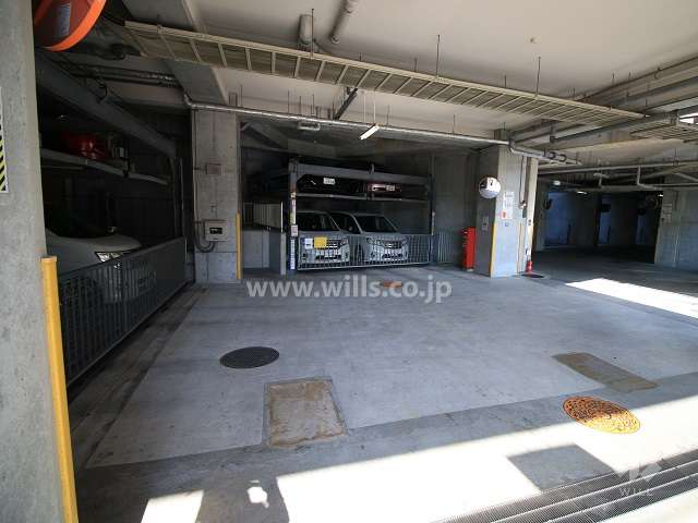 敷地内駐車場（屋内機械式）