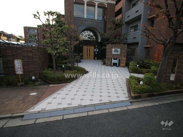 エントランスアプローチ