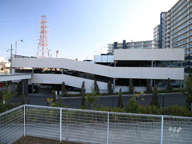 敷地内立体駐車場