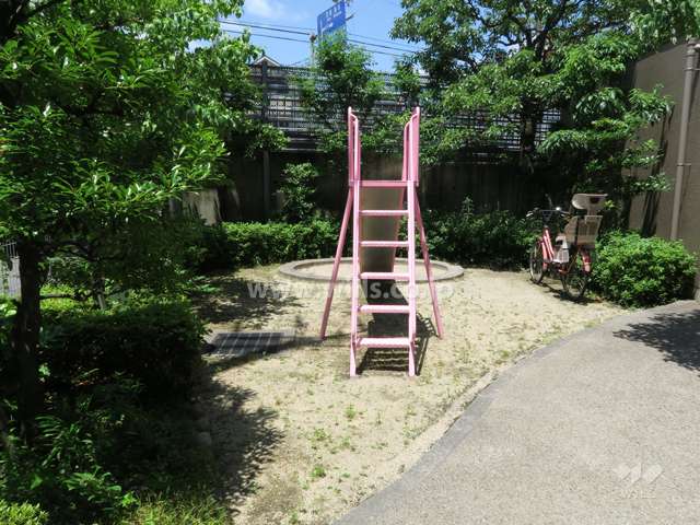 敷地内の公園