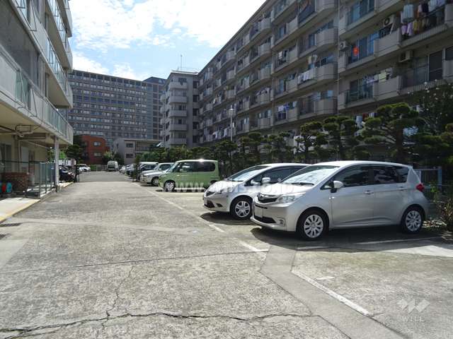 敷地内駐車場（屋外平面式）