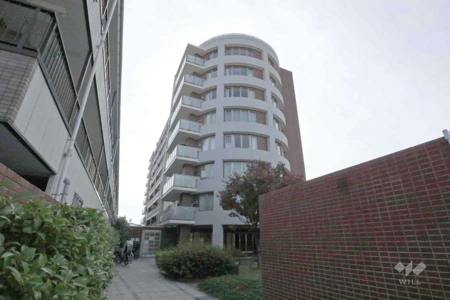 レスタージュ高槻城跡公園の外観（北東側から）