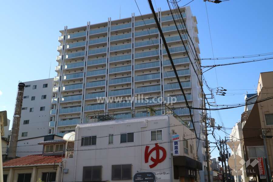 ローレルアイ高槻の外観（北東側から）