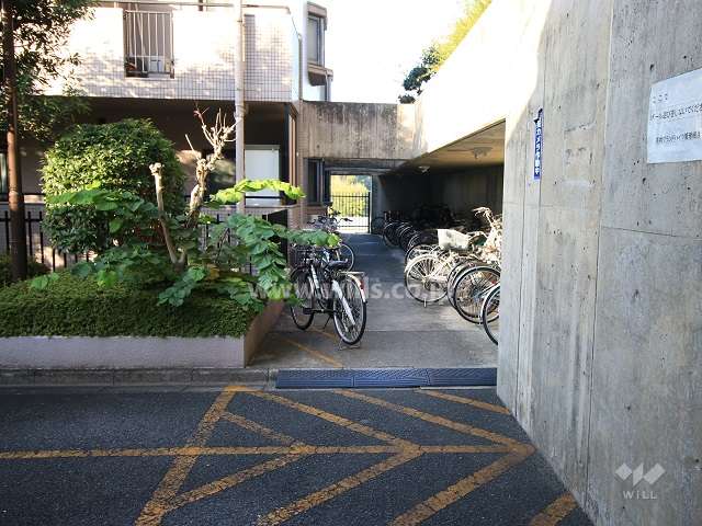 敷地内自転車置場