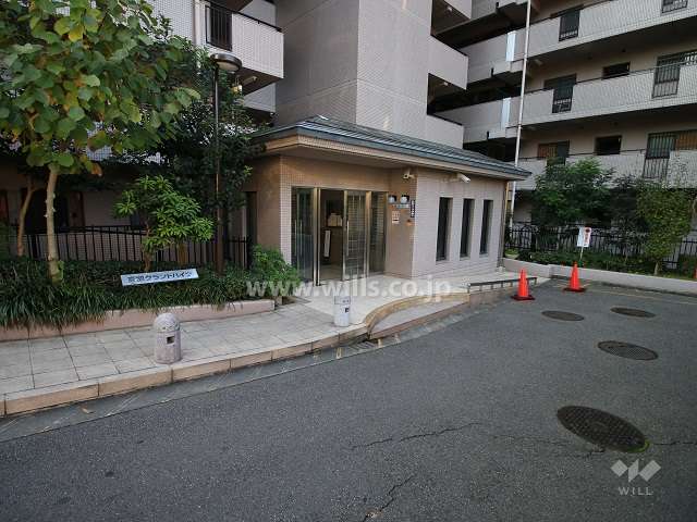 エントランスアプローチ