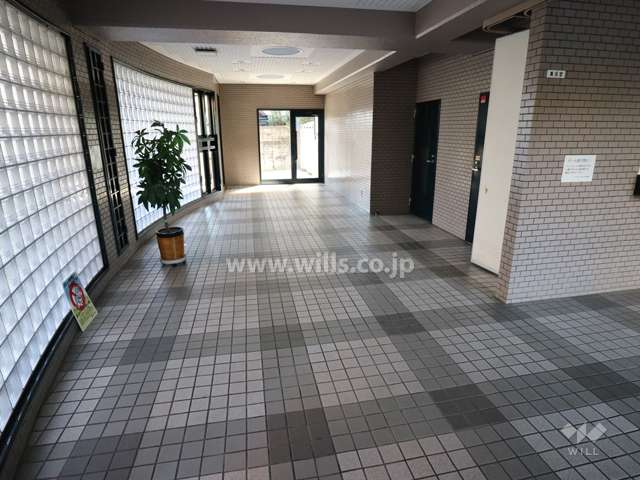 エントランスホール