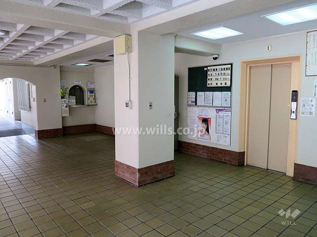 エントランスホール