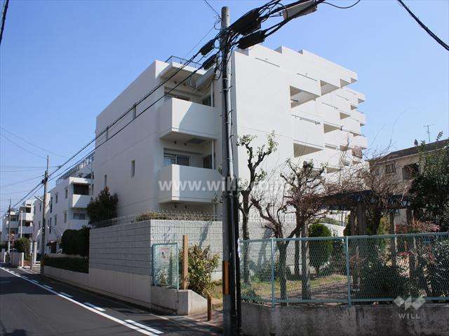 高槻ロイヤルマンションの外観（北西側から）