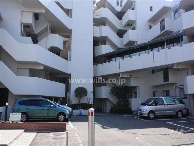 敷地内駐車場（屋外平面式）