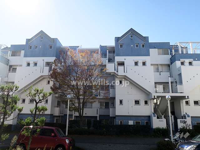 高槻阿武山一番街110号棟の外観（北東側から）