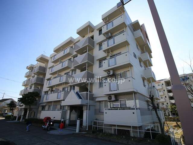 高槻阿武山二番街　201号棟の外観（北西側から）