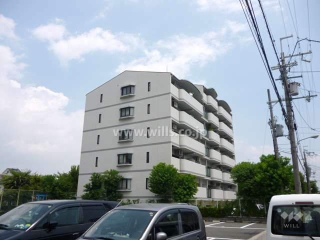 ネオハイツ南豊中の外観（南西側から）