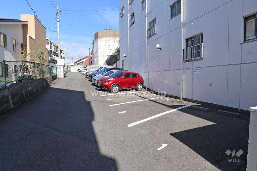 敷地内駐車場(屋外平面式)