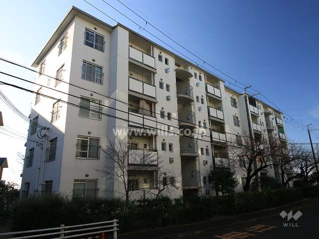 高槻塚原台ハイツ1号棟外観（北東側から）