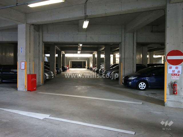 敷地内駐車場（屋内平面式）